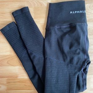 Alphalete revival leggings xs